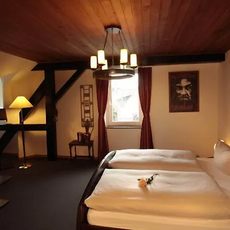 호텔 Eifelkrimihotel