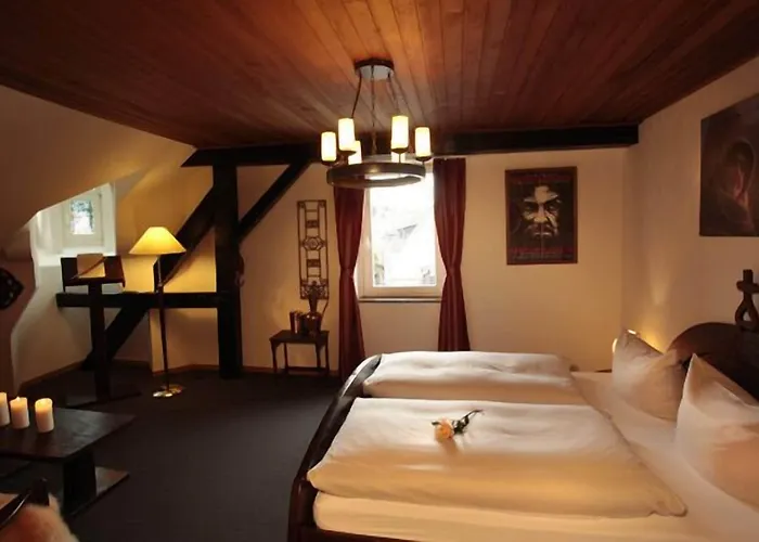 מלון Eifelkrimihotel