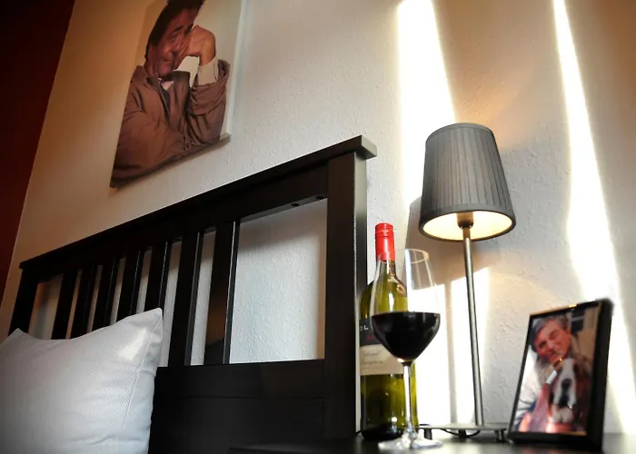 Eifelkrimihotel 3* Hillesheim (Vulkaneifel)