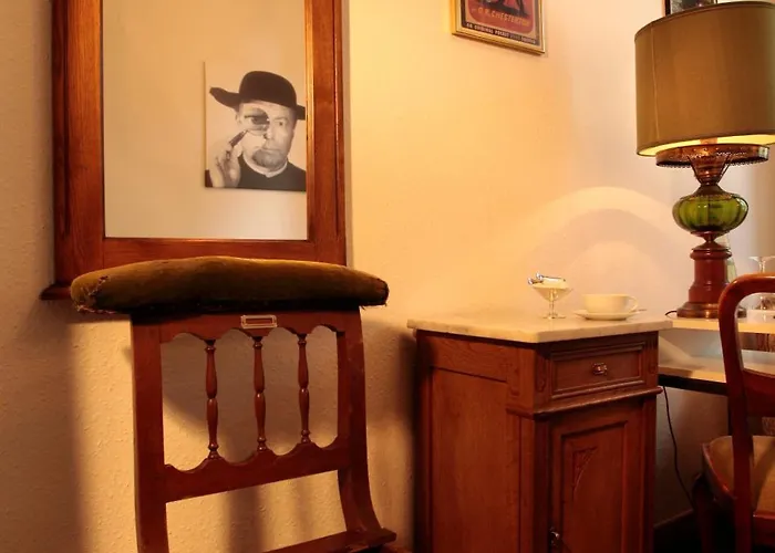 Eifelkrimihotel Hotel